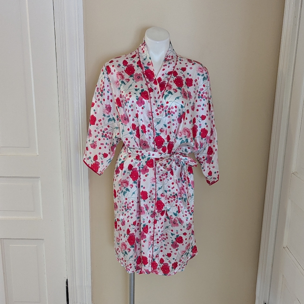 Vintage white, pink and green rose and polka dot print robe size L
